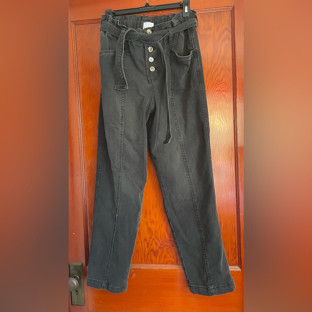 High Rise Black Pants - Picture 2 of 4
